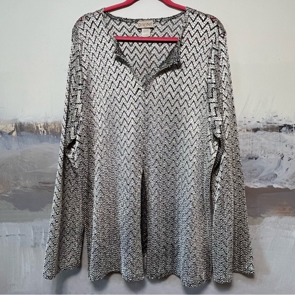 Vtg DIVINE Tunic Top Metallic Silver Chevron Cut-Out Design Disco Flowy Size 3XL - Picture 1 of 16